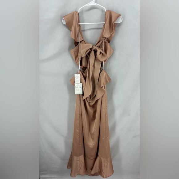 NWT Show Me Your Mumu Zoey Midi Bridesmaid Dress Ruffle Cutout Open Back large - Picture 3 of 10
